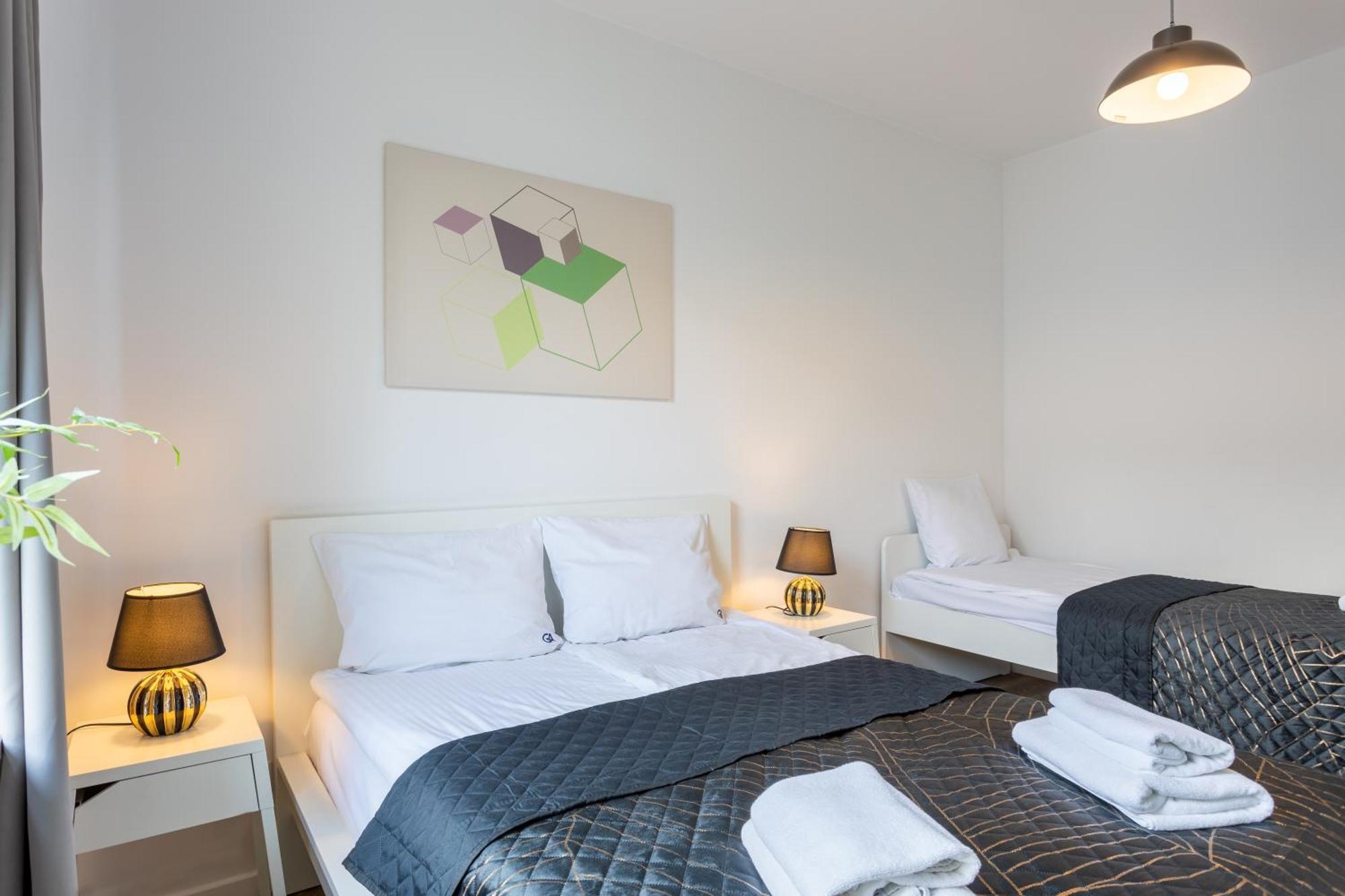 Urban Chic - Pereca - Rondo Onz - Luxury Warsaw Stays - 14 People Bagian luar foto